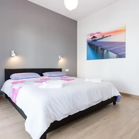 Holiday home Coolhouses Algarve, Casa Marisa, V5 Burgau